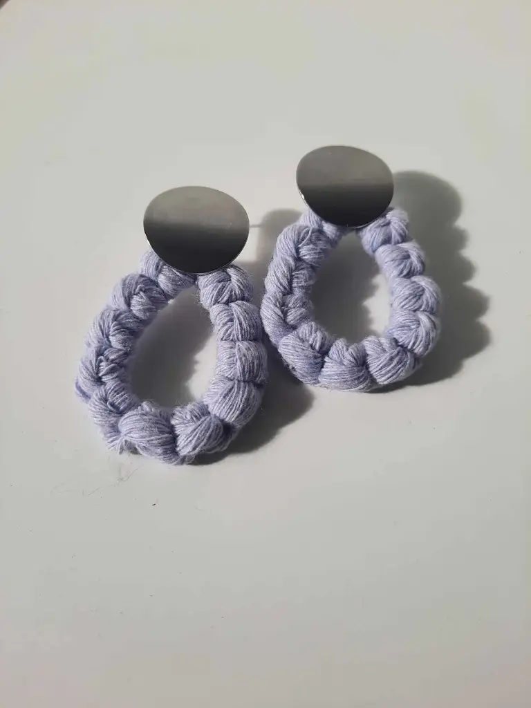 Boucles d'oreilles Tulipe (Ecru et doré)